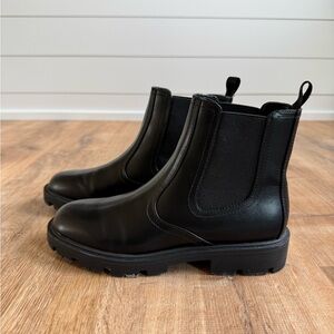 Nine West Black Chelsea Booties: Yullon Lug Sole